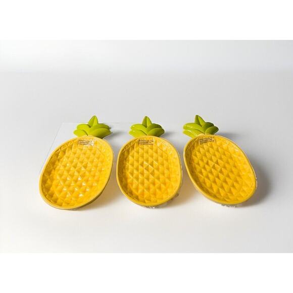 (3) NWT Pineapple Ceramic 12 3/4” Yellow Wall Hanging Decor HD Designs Outdoor - Picture 7 of 11